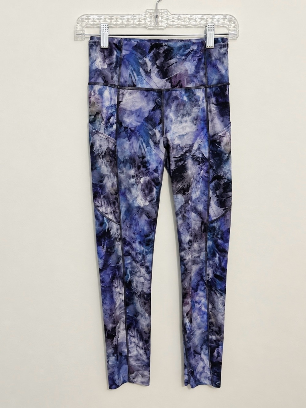 Lululemon Blue Purple Print High-Rise Leggings with Pockets Women’s Size 4